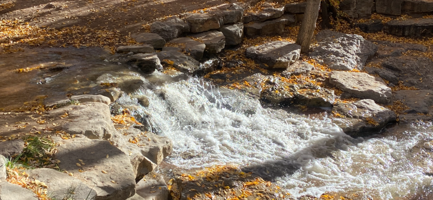 river photo